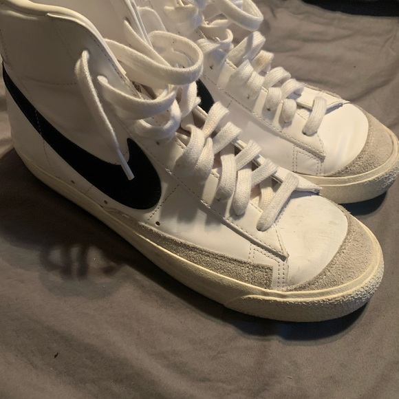 used nike shoes
